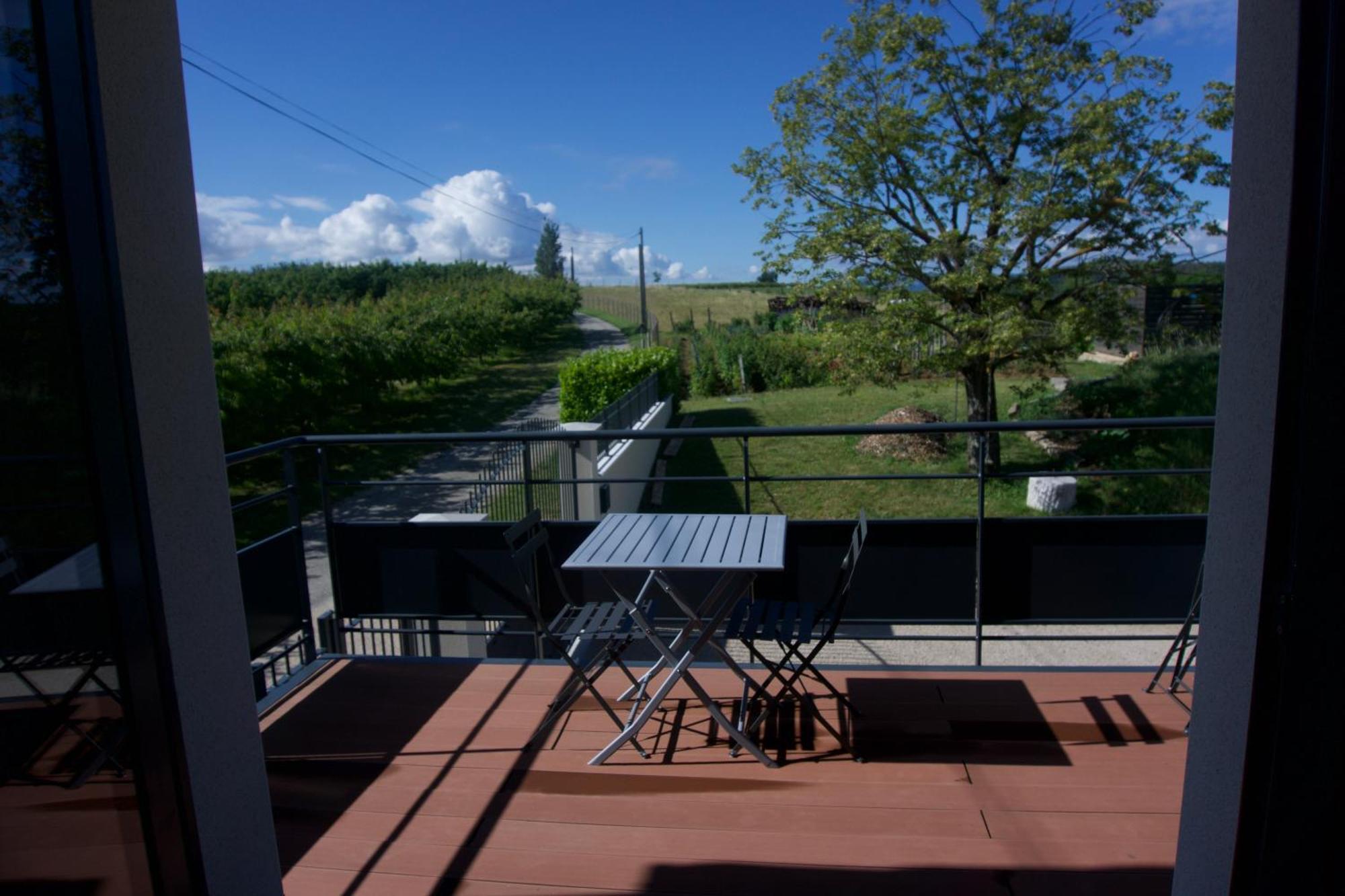 Du Mas De Surlan Apartment